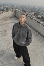 Sweatshirt Unissexo Com Meio Zíper e Gola Alta