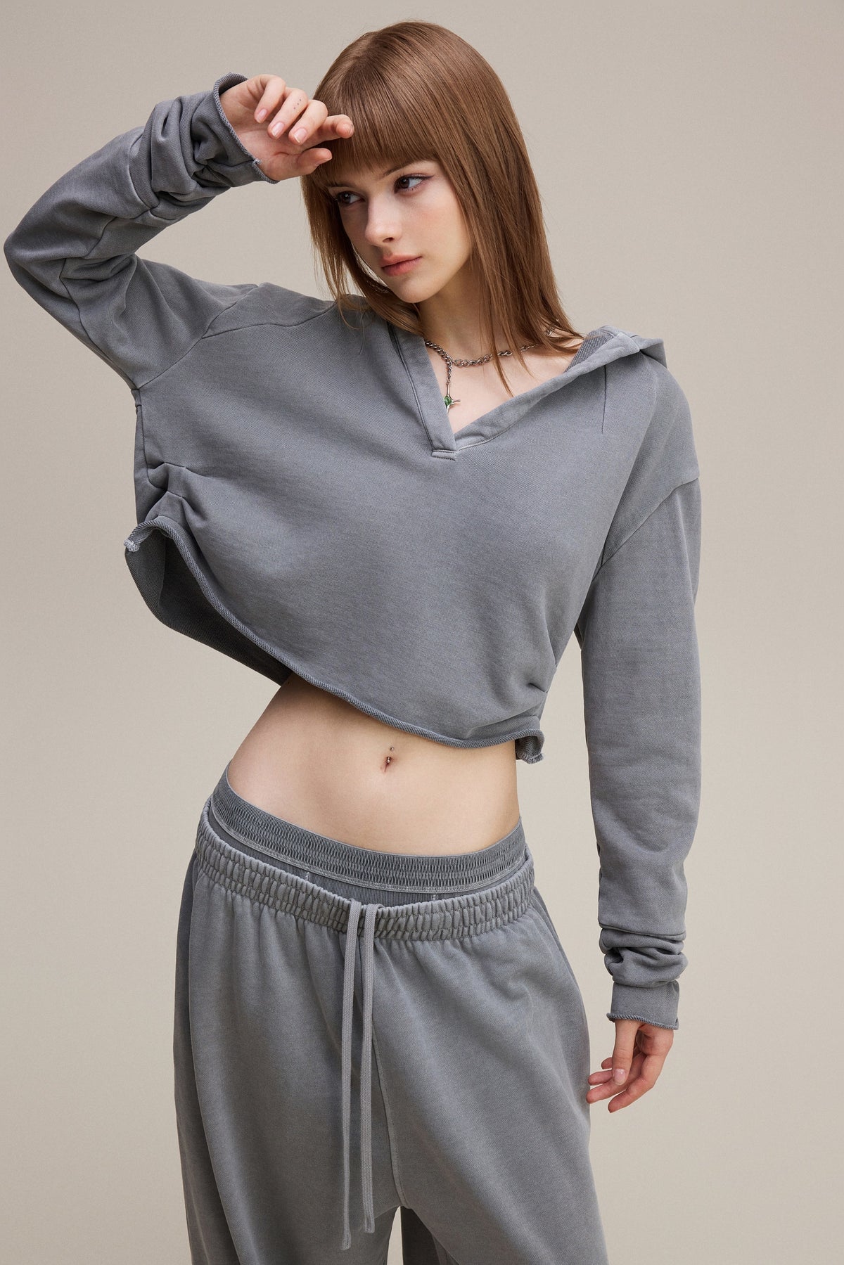 320GSM Women’s Pigment-Wash Hooded  Pleated V-Neck Hoodie Medium gray