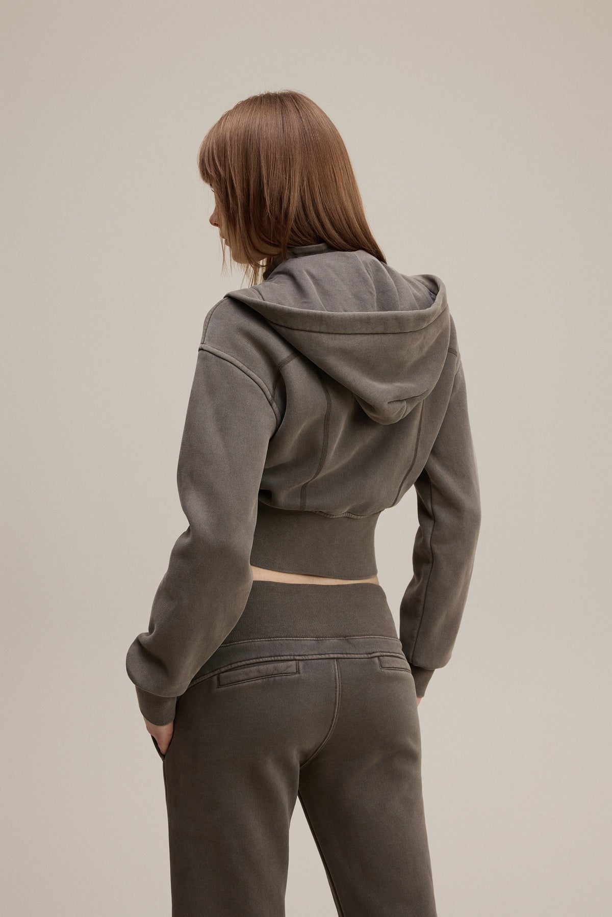 400GSM Women's Slim-Fit Pigment-Wash Zip-Up Hoodie with Detachable Hood Coffee