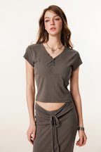 275GSM Women’s V-Neck Ski-Inspired Distressed-Wash T-shirt Coffee color