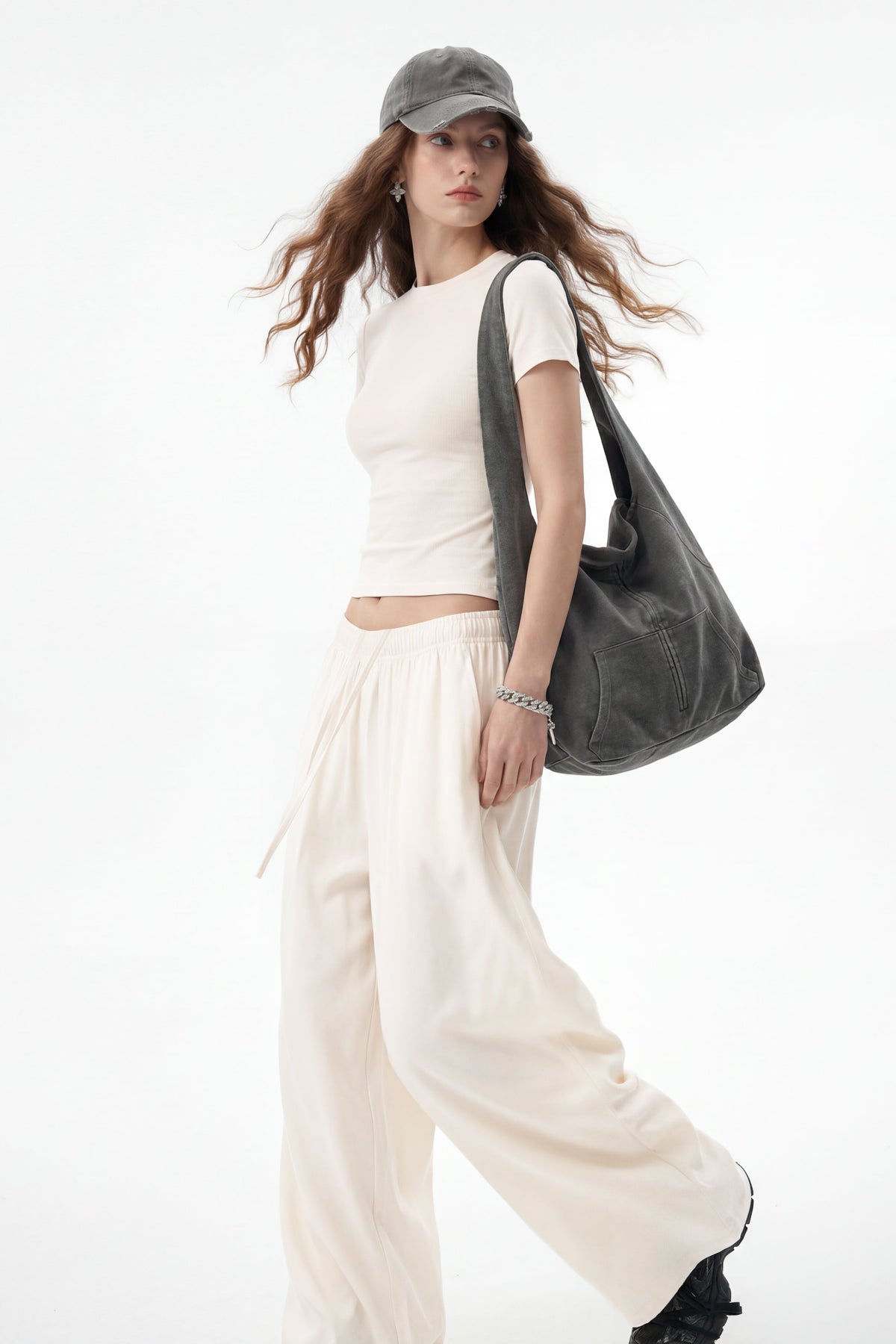 200GSM Women’s High-Stretch Slim Straight Pants Beige Apricot