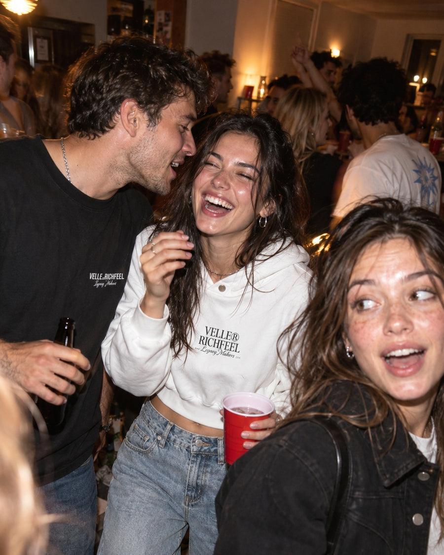 Camiseta unisex Velle — Letras blancas